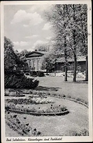 Ak Szczawno Zdrój Bad Salzbrunn Niederschlesien, Kuranlagen und Parkhotel