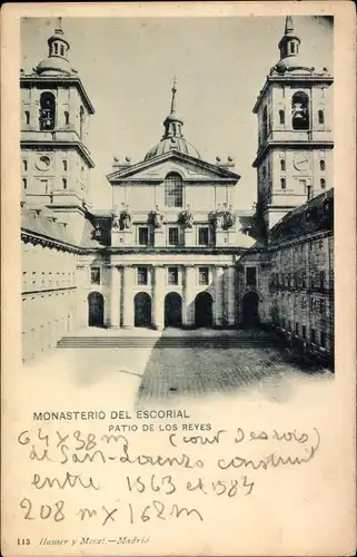 Ak Madrid Spanien, Monasterio del Escorial, Patio de los Reyes