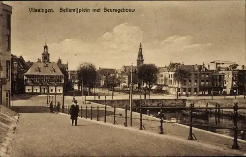 Ak Vlissingen Zeeland Niederlande, Bellamijplein met Beursgebouw