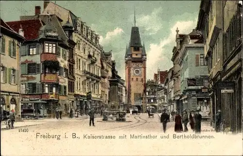 Ak Freiburg im Breisgau, Kaiserstraße mit Martinsthor und Bertholdbrunnen