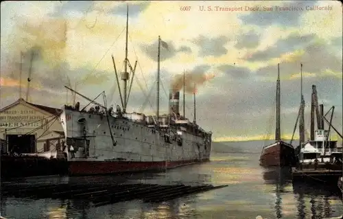 Ak San Francisco Kalifornien USA, US Transport Dock, Frachter vor Ort