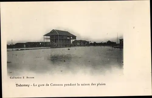 Ak Cotonou Dahomey Benin, La gare pendant la saison des pluies