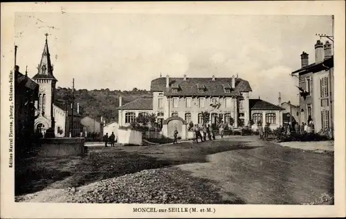 Ak Moncel sur Seille Meurthe et Moselle, Straßenpartie, Kirche