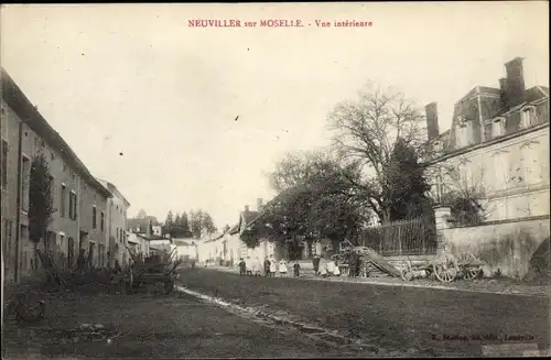 Ak Neuviller-sur-Moselle Lothringen Meurthe et Moselle, Vue intérieure, Dorfansicht