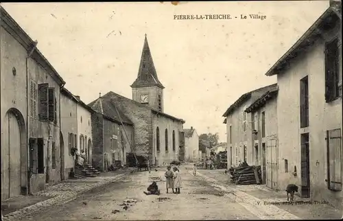 Ak Pierre la Treiche Meurthe et Moselle, Le Village