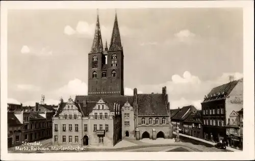 Ak Stendal in der Altmark, Markt, Rathaus, Marienkirche