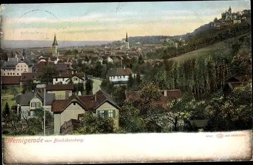 Ak Wernigerode im Harz, Blick auf den Ort vom Blockshornberg