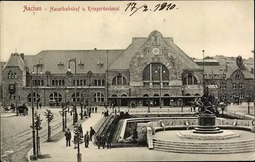 Ak Aachen in Nordrhein Westfalen, Hauptbahnhof und Kriegerdenkmal