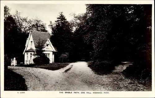 Ak Oak Hill London City, The Bridle Path, Highams Park