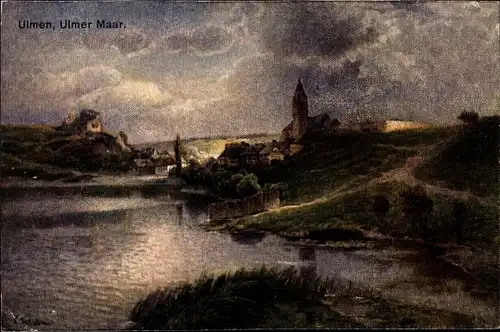 Künstler Ak Ulmen in der Eifel, Blick auf den Ort, Ulmener Maar, Kirche