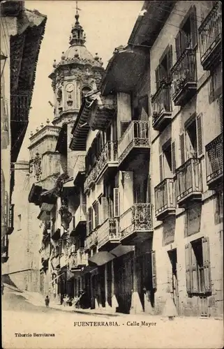 Ak Fuenterrabia Baskenland, Calle Mayor, Straßenpartie, Häuser, Uhrturm