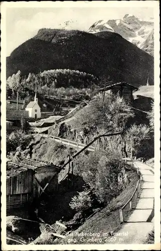 Ak Finkenberg in Tirol, Partie im Tuxertal gegen Grünberg, Ort