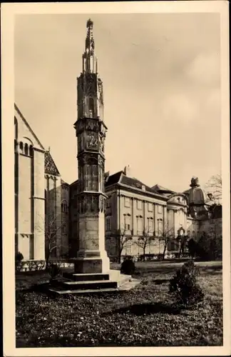 Ak Klosterneuburg in Niederösterreich, Stift, Lichtsäule, Totenleuchte