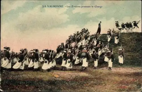 Ak La Valbonne Ain, Les Zouaves poussant la Charge