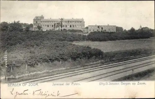 Ak Bergen op Zoom Nordbrabant Niederlande, Juvenaat der Paters