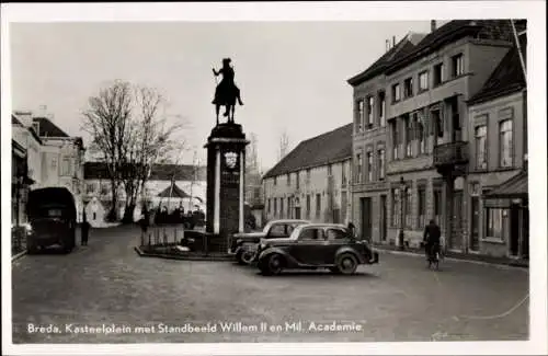 Ak Breda Nordbrabant Niederlande, Kasteelplein met Standbeeld Willem II en Mil. Academie