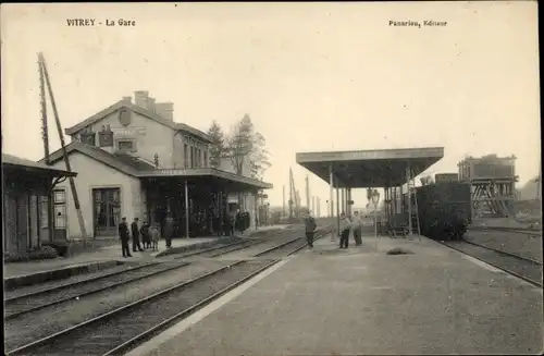 Ak Vitrey Haute Saône, La Gare, Gleisansicht