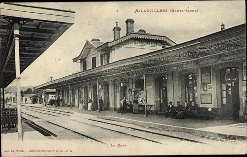 Ak Aillevillers Haute Saône, Interieur de la Gare