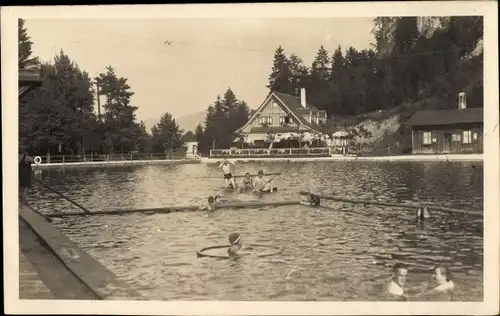 Foto Ak Bad Faulenbach Füssen im Ostallgäu, Partie im Städtischen Naturbad, Freibad