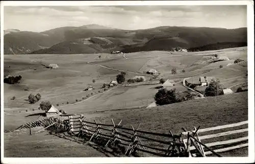 Ak Freiburg im Breisgau, Schauinsland, Hofsgrund mit Blick zum Feldberg