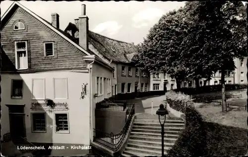 Ak Lüdenscheid im Märkischen Kreis, Altstadt-Kirchplatz