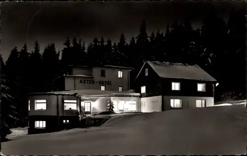 Ak Winterberg im Sauerland, Asten Sanatorium, bei Nacht