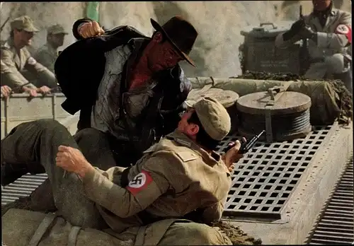 Ak Harrison Ford in Indianer Jones und der Letzte Kreuzzug, Schlagabtausch mit deutschem Soldaten