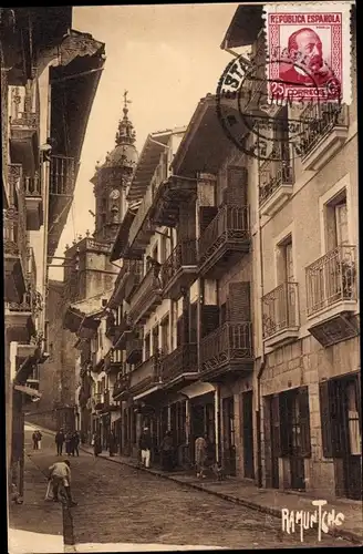 Ak Hondarribia Fuenterrabia Baskenland, Iglesia, Straßenpartie