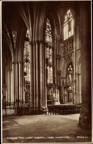 Ak York Yorkshire England, Across the Lady Chapel, Minster