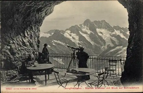 Ak Kanton Bern, Jungfrau, Jungfraubahn, Station Eismeer m. Blick a. Schreckhorn