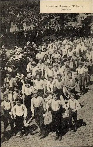 Ak Echternach Luxemburg, Procession dansante, Danseurs