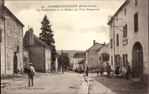 Ak Combeaufontaine Haute Saône, La Gendarmerie et la Maison des Trois Empereurs