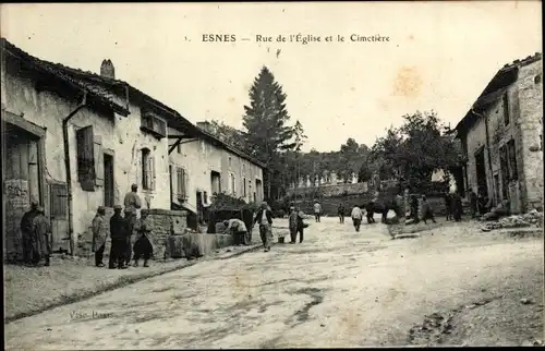 Ak Esnes en Argonne Meuse, Rue de l'Eglise et le Cimetiere