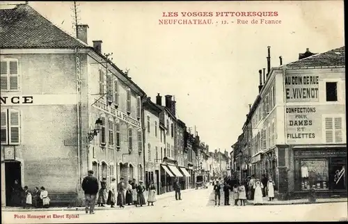 Ak Neufchateau Vosges, Rue de France, Hotel de la Providence