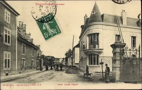 Ak Neufchateau Vosges, Rue Jules Ferry