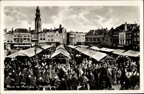 Ak Middelburg Zeeland Niederlande, Markt op Marktdag