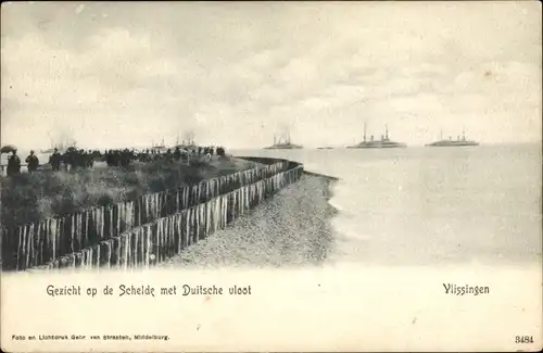 Ak Vlissingen Zeeland Niederlande, Gezicht op de Schlede met Duitsche vloot