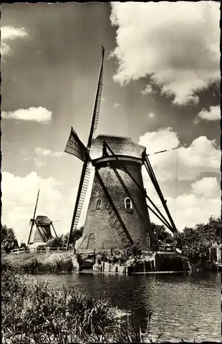 Ak Kinderdijk Südholland, Blick auf Windmühle