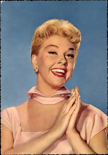 Ak Schauspielerin Doris Day, Portrait