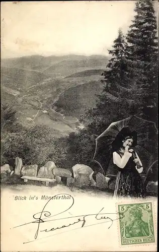 Ak Blick in's Münsterthal, Elsäßerin in Tracht, Schirm