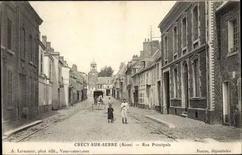 Ak Crécy sur Serre Aisne, Rue Principale