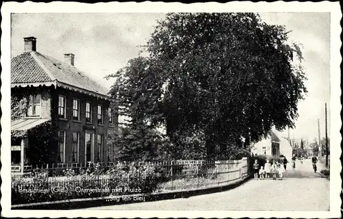 Ak Beusichem Gelderland, Oranjestraat met Huize Stig te Bleij