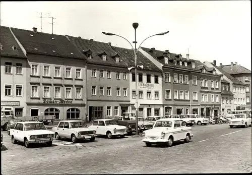 Ak Frankenberg in Sachsen, Platz der Einheit, Geschäft Damen-Moden, Parkplatz, Autos