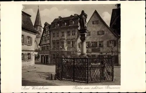 Ak Bad Windsheim in Mittelfranken, Partie am schönen Brunnen, Fachwerkhaus, Kirche