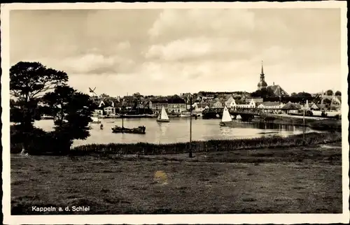 Ak Kappeln an der Schlei, Blick auf die Stadt, Boote auf dem Wasser