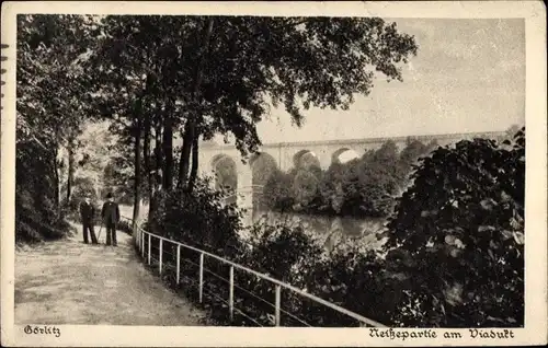 Ak Görlitz in der Lausitz, Neißepartie am Viadukt