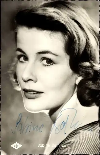 Ak Schauspielerin Sabine Bethmann, Portrait, Autogramm