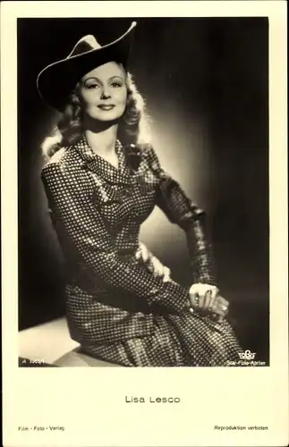 Ak Schauspielerin Lisa Lesco, Portrait mit Hut, Tobis Film