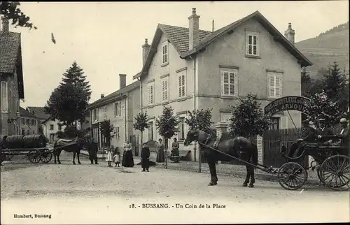 Ak Bussang Lothringen Vosges, Un Coin de la Place, Kutsche