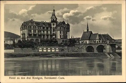 Ak Bernkastel Kues an der Mosel, Hotel zu den drei Königen, Blick von Flussseite